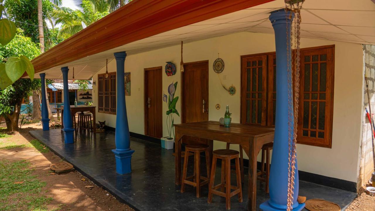 Jayanti'S Hotel Сигирия Екстериор снимка