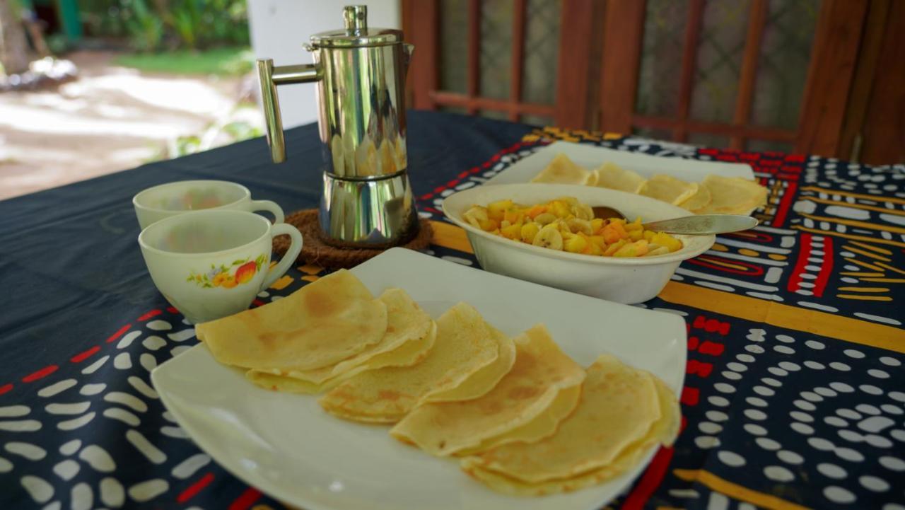 Jayanti'S Hotel Сигирия Екстериор снимка